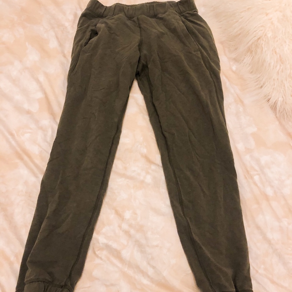 Lululemon sweatpants